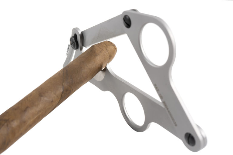 Fox-Knives-749-Cigar-Cutter-6-768x512.jpg